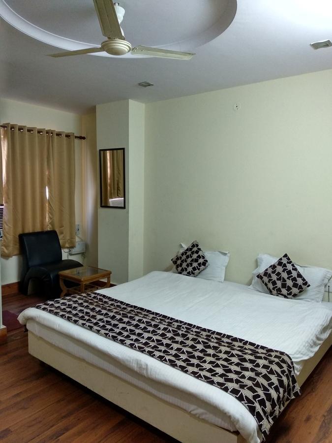 Hotel Ishwar Palace Jaipur Luaran gambar