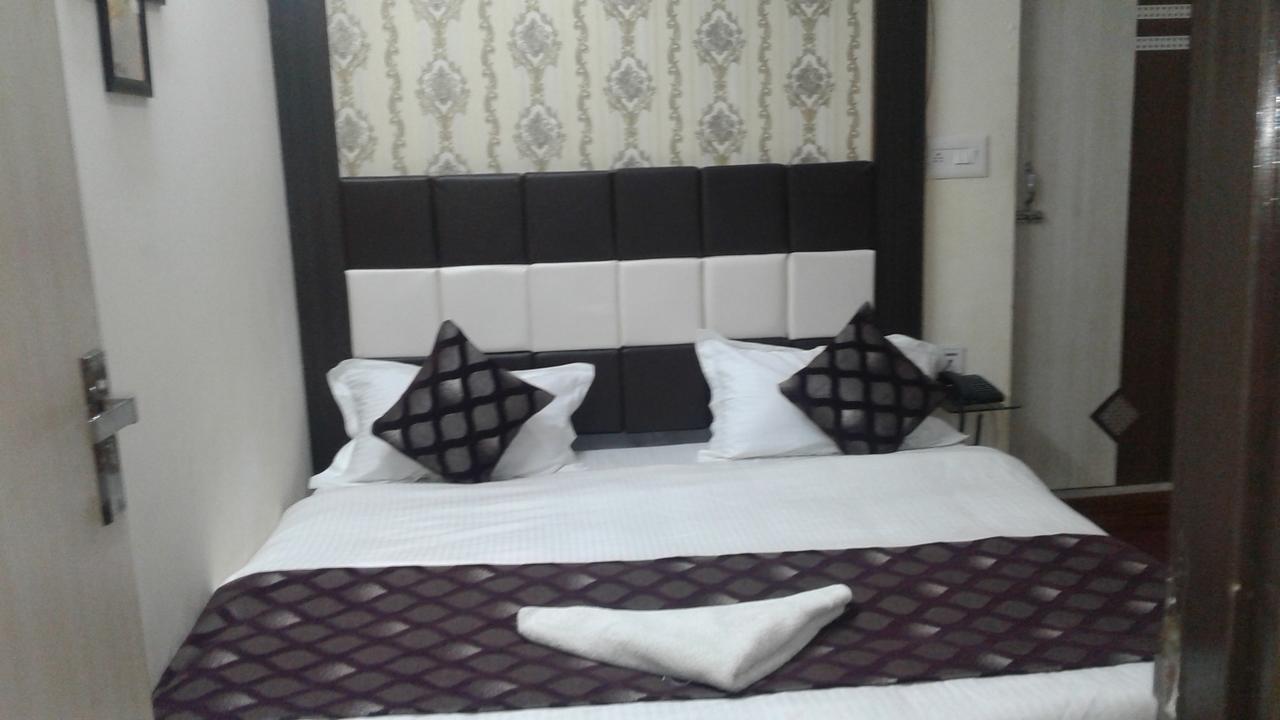 Hotel Ishwar Palace Jaipur Luaran gambar
